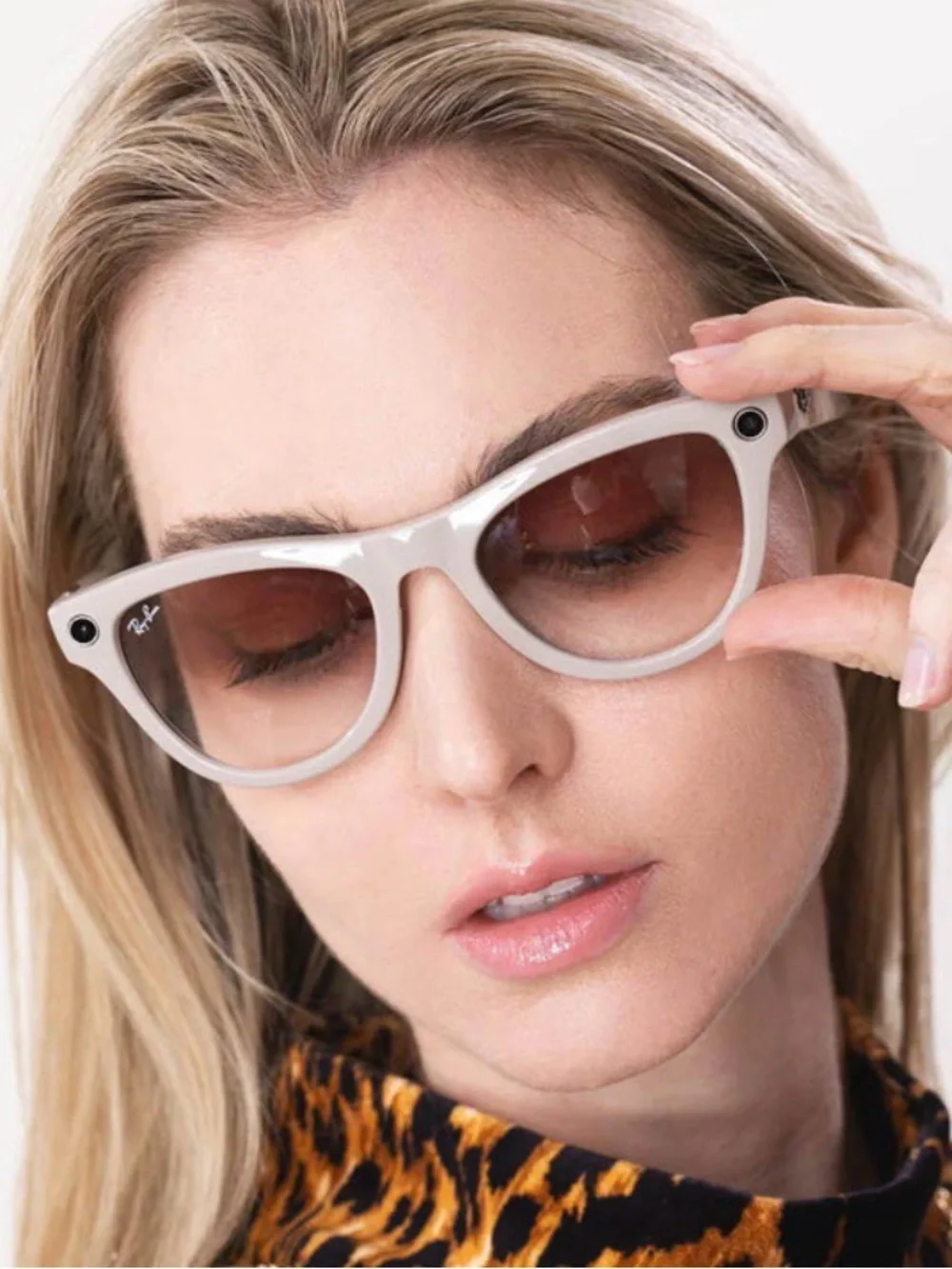Ray-Ban Women's Chalky Gray Sunglasses with Cinnamon Pink Gradient Lenses